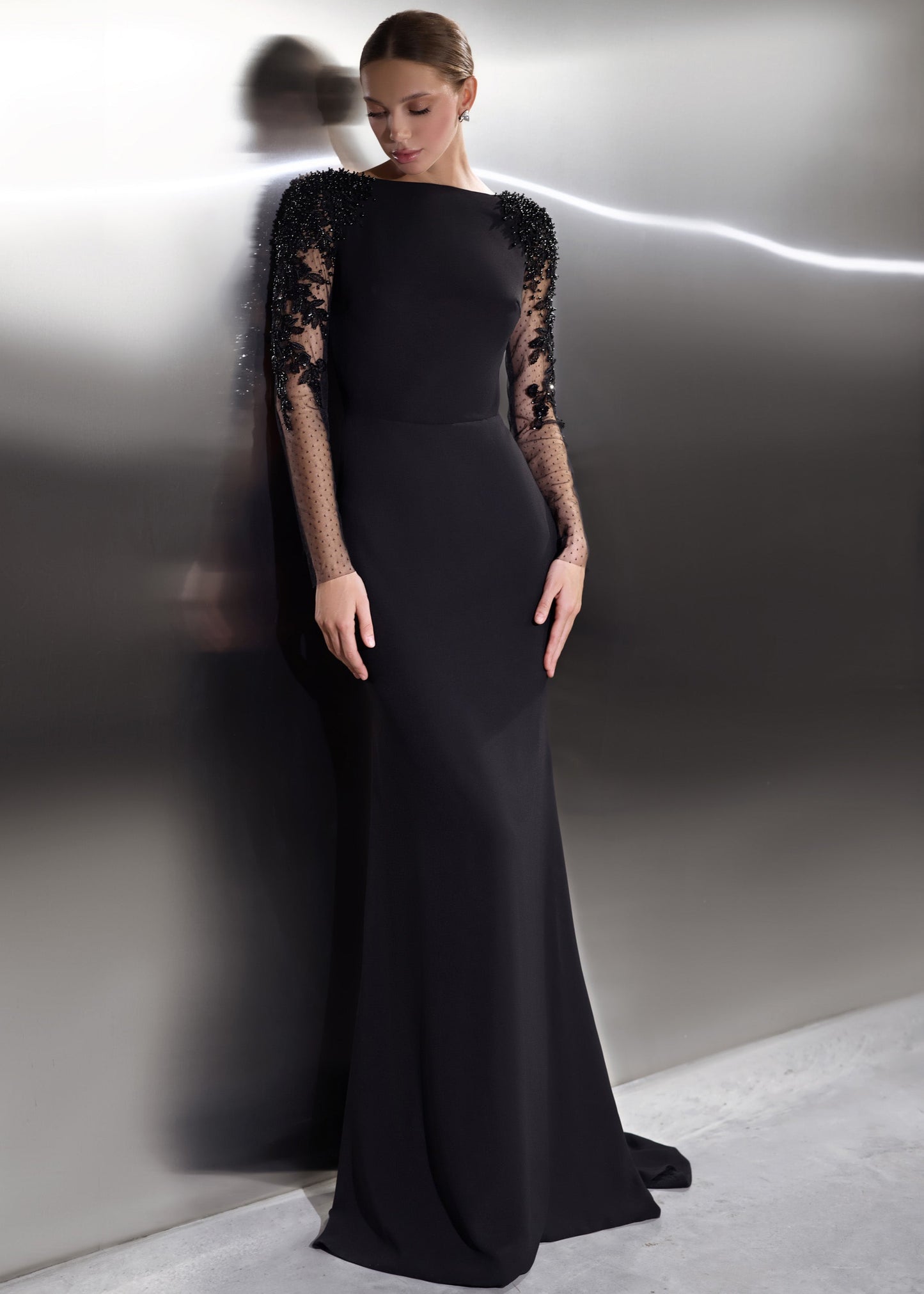 MIDNIGHT ALLURE- Rochie cu maneci lungi